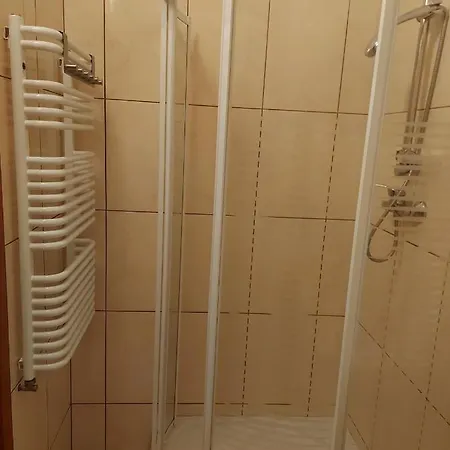 Kobranocka Guest house